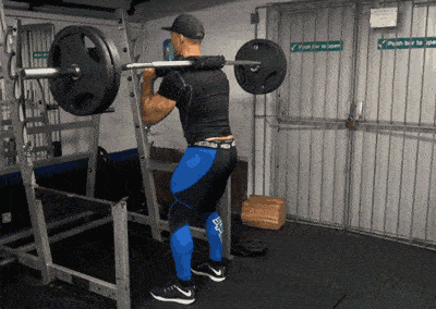 国产肌肉男打斗视频,热血打斗场面震撼呈现  第1张